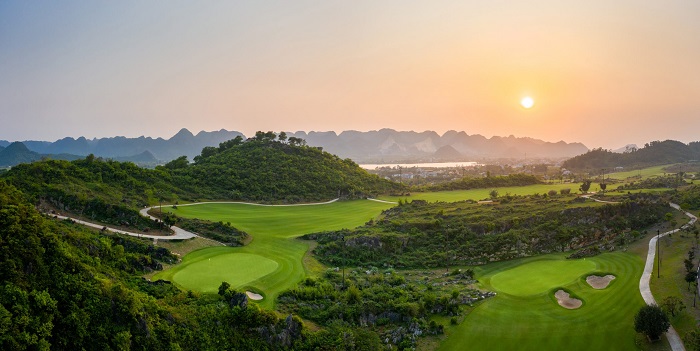 địa điểm du lịch gần sân golf Hoàng Gia Ninh Bình