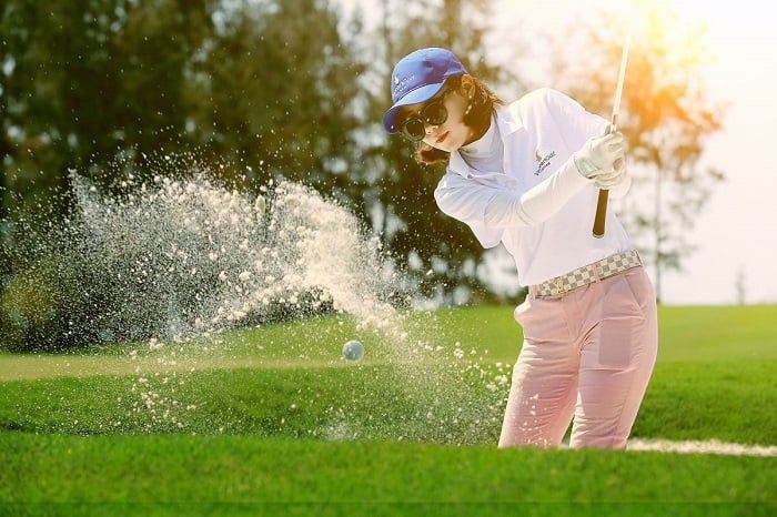 Tiêu chuẩn lựa chọn trang phục chơi golf: Mặc gì và mặc như thế nào?