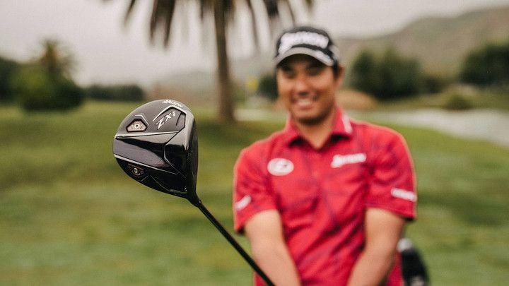 Hideki Matsuyama cùng cây Driver Srixon ZXi