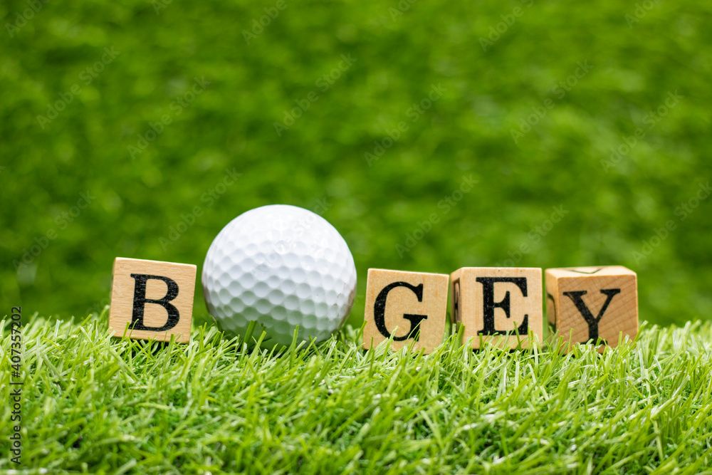 Golf 101: Từ A-Z Cho Người Mới Bắt Đầu Chinh Phục Sân Golf