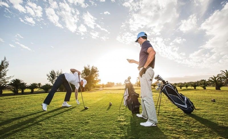 Học Swing Golf Đúng Cách: Bài Học Vỡ Lòng Cho Cú Đánh Chuẩn