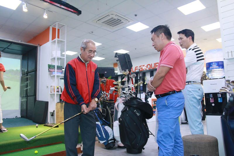 Review Chi Tiết Các Dòng Gậy Golf Mới Nhất: So Sánh & Đánh Giá