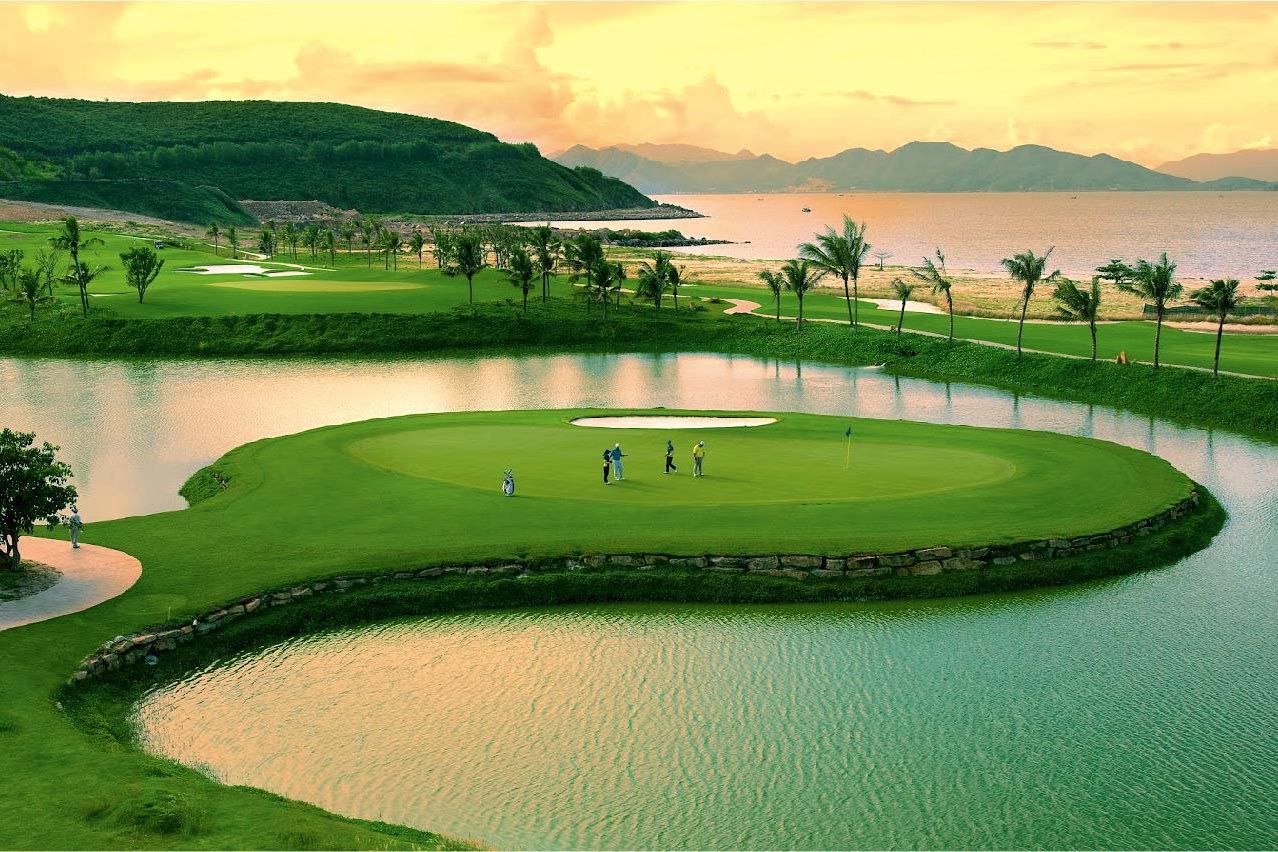 Tìm Hiểu Về Sân Golf: Các Loại Sân & Thiết Kế Đặc Trưng