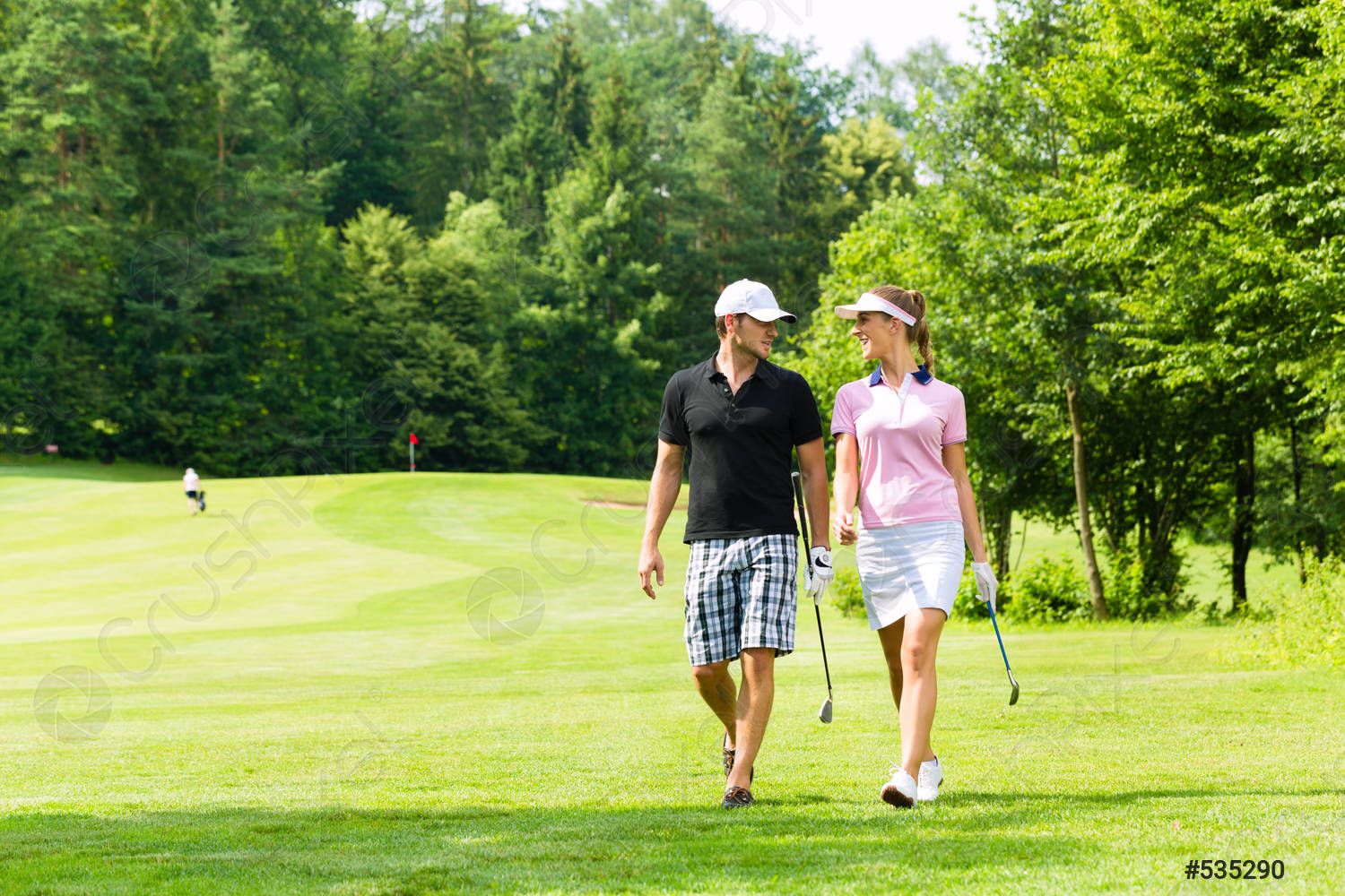Golf & Kinh Doanh: Nghệ thuật xây dựng mối quan hệ trên sân Golf