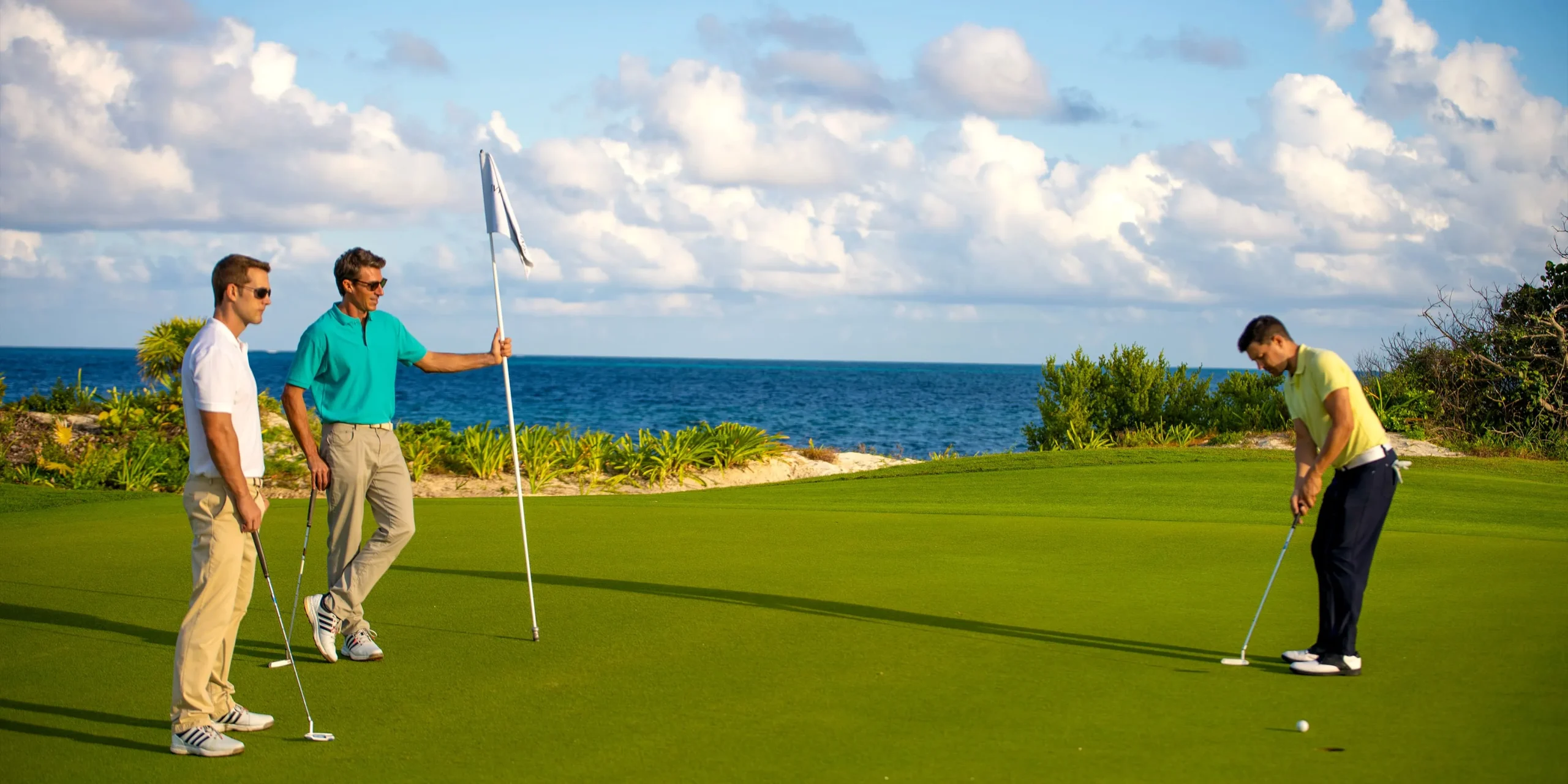 Golf & Kinh Doanh: Nghệ thuật xây dựng mối quan hệ trên sân Golf