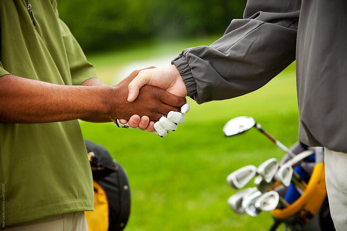 Lịch Sự Trên Sân Golf: Những Quy Tắc Ứng Xử Golfer Cần Biết