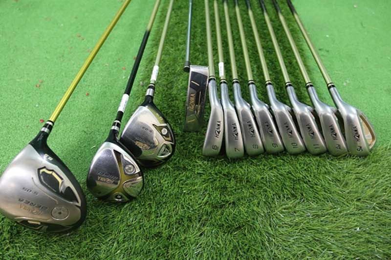 Khám Phá Bộ Gậy Golf Tốt Nhất Cho Người Mới: Hướng Dẫn Chi Tiết Mua Sắm