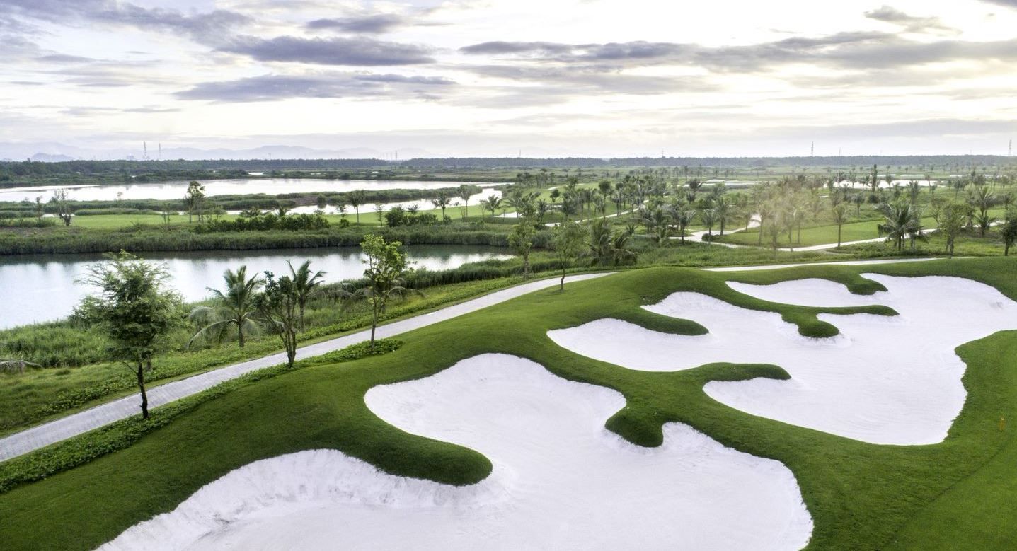 Cập Nhật Luật Golf Trong Bunker: 5 Thay Đổi Quan Trọng Golfer Phải Biết