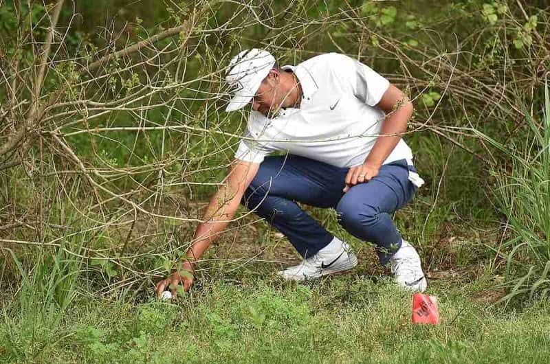 Luật Golf: Xử Lý Bóng Không Đánh Được (Rule 19) Và Các Quyền Giải Thoát Chi Tiết