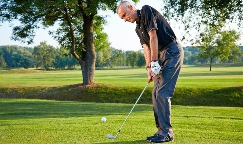 Kỹ Thuật Pitching Golf: Khác Gì So Với Chipping?