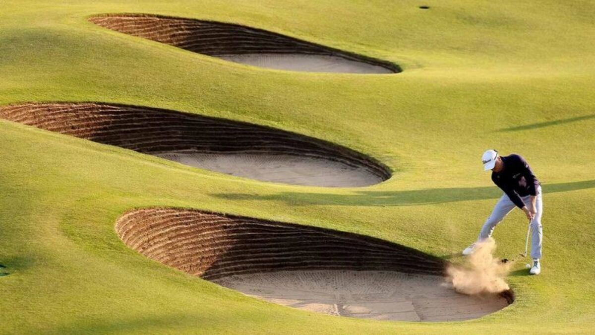 Cập Nhật Luật Golf Trong Bunker: 5 Thay Đổi Quan Trọng Golfer Phải Biết