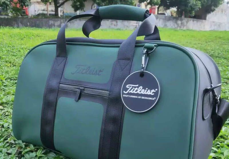 Mua Túi Golf Xách Tay Cao Cấp: Tổng Hợp Các Mẫu Thiết Kế Chính Hãng Sang Trọng Nhất